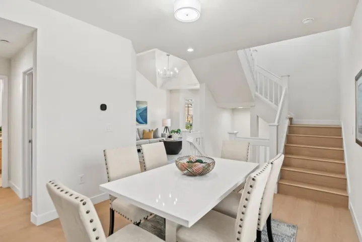 585 Amherst Terrace, Sunnyvale, California 94087