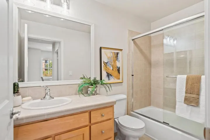 585 Amherst Terrace, Sunnyvale, California 94087