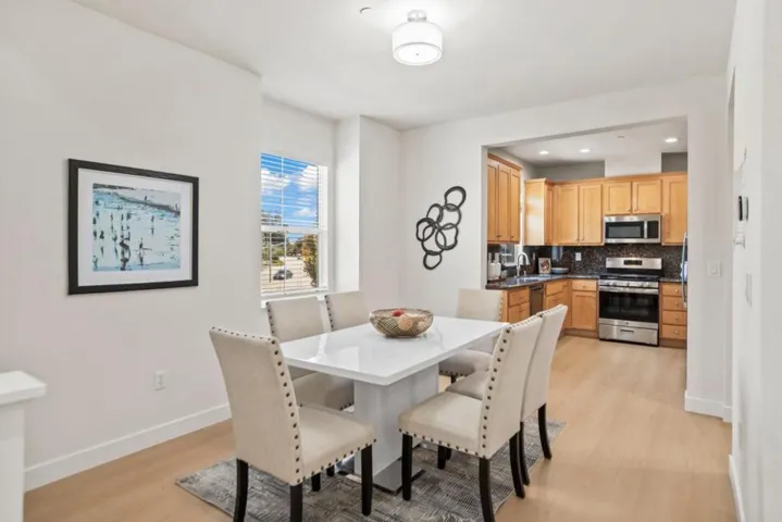 585 Amherst Terrace, Sunnyvale, California 94087