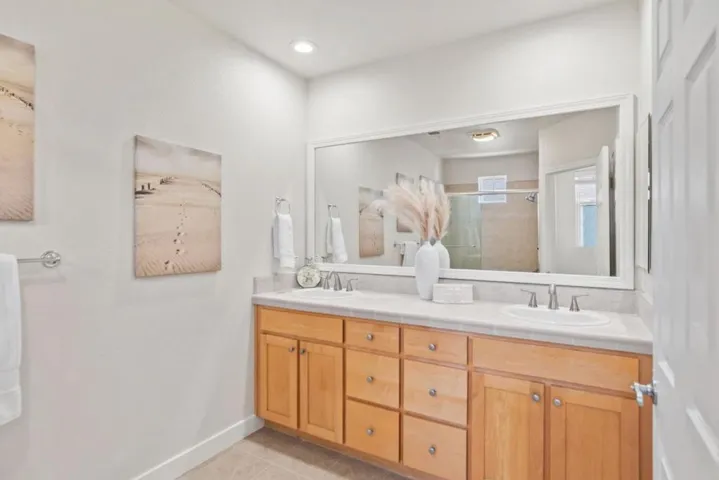 585 Amherst Terrace, Sunnyvale, California 94087