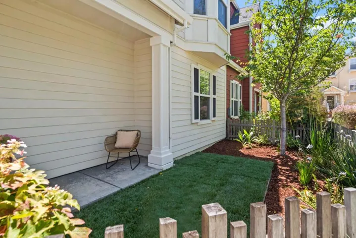 585 Amherst Terrace, Sunnyvale, California 94087