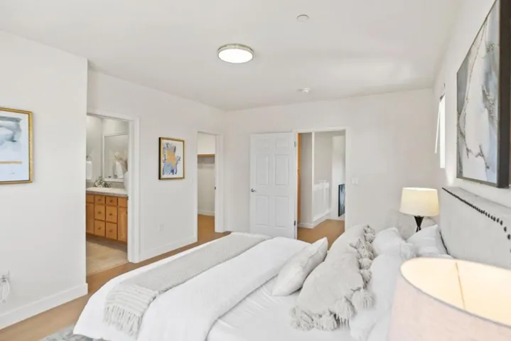 585 Amherst Terrace, Sunnyvale, California 94087