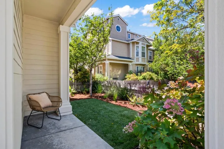 585 Amherst Terrace, Sunnyvale, California 94087