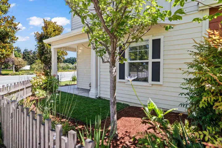 585 Amherst Terrace, Sunnyvale, California 94087