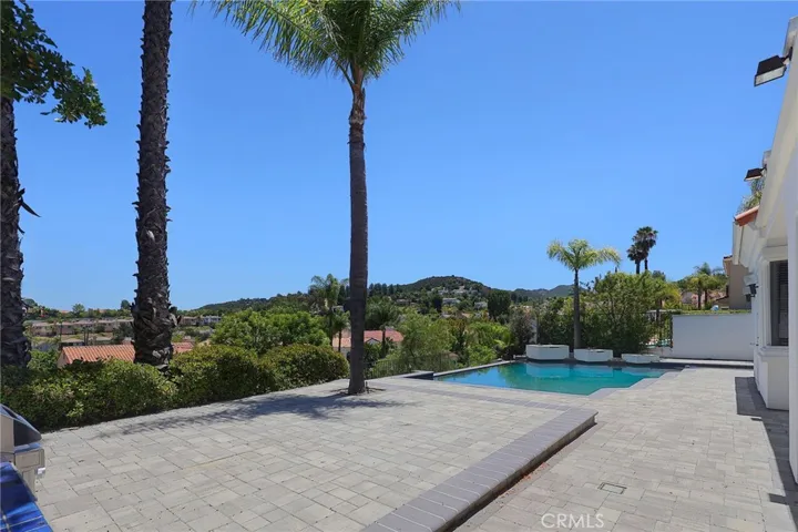 3732 Paseo Primario, Calabasas, California 91302