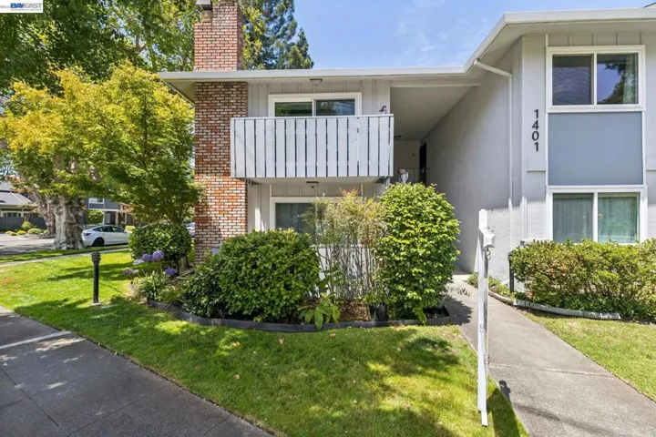 1401 Cottage St D, Alameda, California 94501
