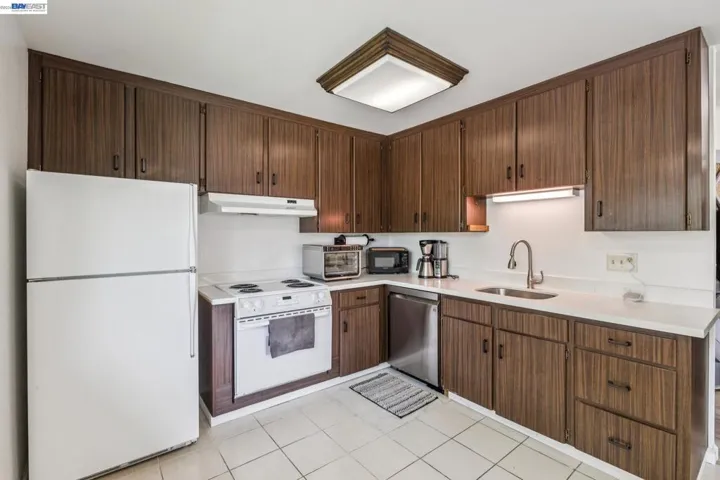 1401 Cottage St D, Alameda, California 94501