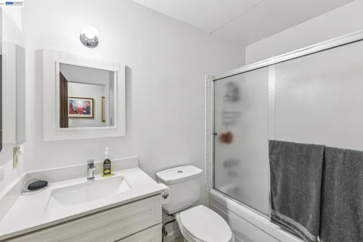 1401 Cottage St D, Alameda, California 94501