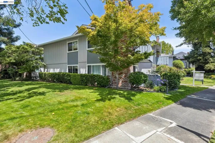1401 Cottage St D, Alameda, California 94501