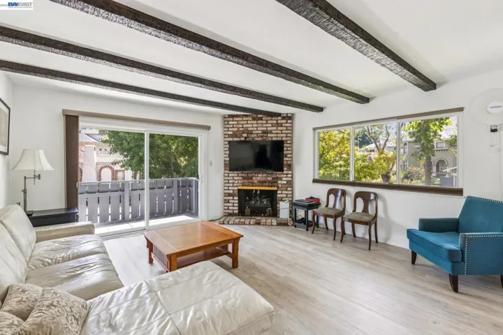 1401 Cottage St D, Alameda, California 94501