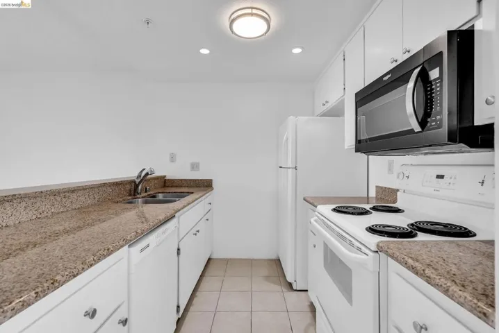 417 Evelyn Ave 205, Albany, California 94706