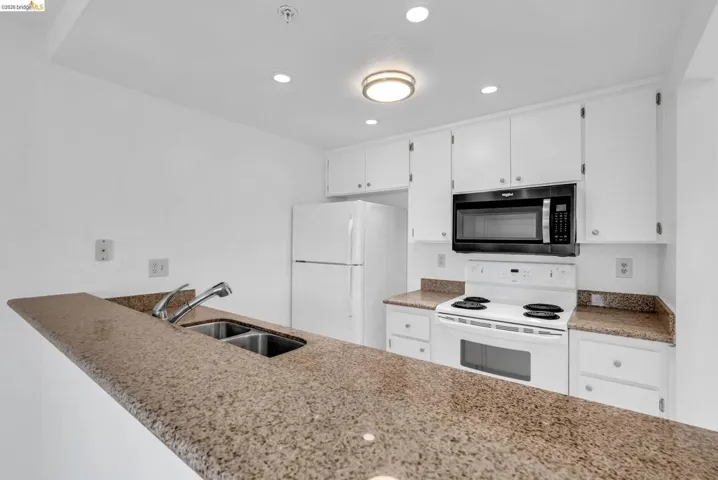 417 Evelyn Ave 205, Albany, California 94706