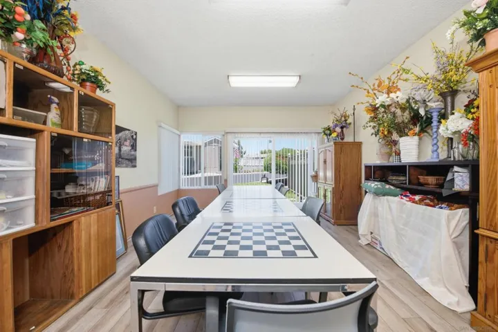 1600 E Vista Way 38, Vista, California 92084