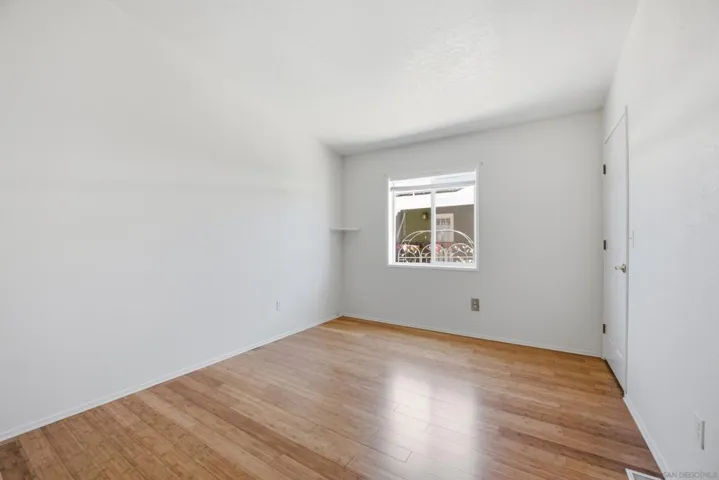 1600 E Vista Way 38, Vista, California 92084