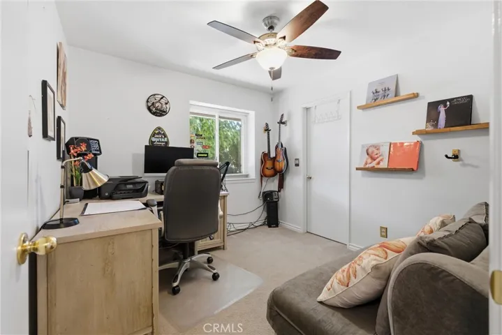 17164 Schollview, Lake Los Angeles, California 93591