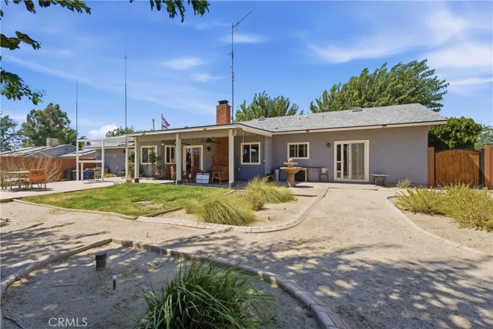 17164 Schollview, Lake Los Angeles, California 93591