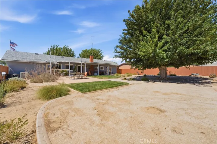 17164 Schollview, Lake Los Angeles, California 93591