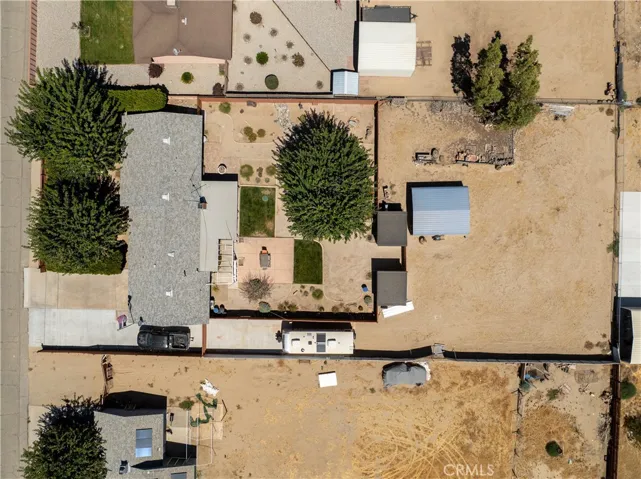 17164 Schollview, Lake Los Angeles, California 93591