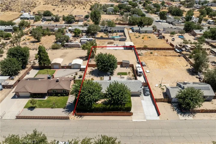 17164 Schollview, Lake Los Angeles, California 93591