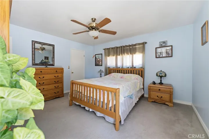 17164 Schollview, Lake Los Angeles, California 93591