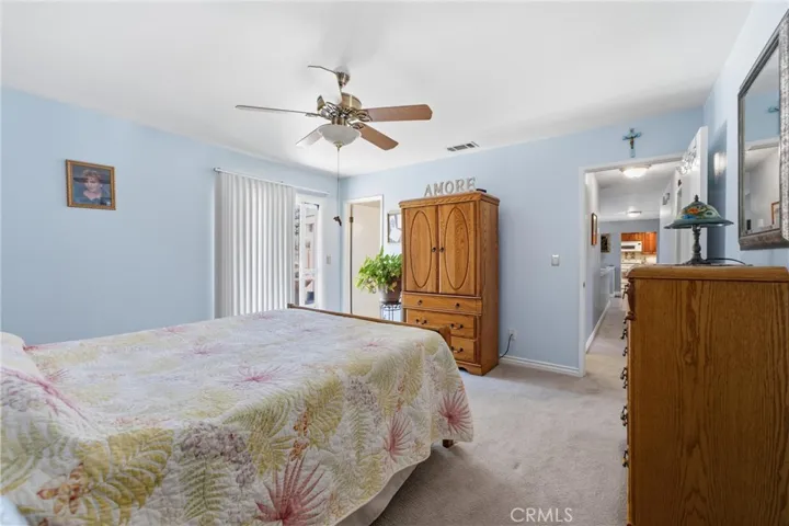 17164 Schollview, Lake Los Angeles, California 93591
