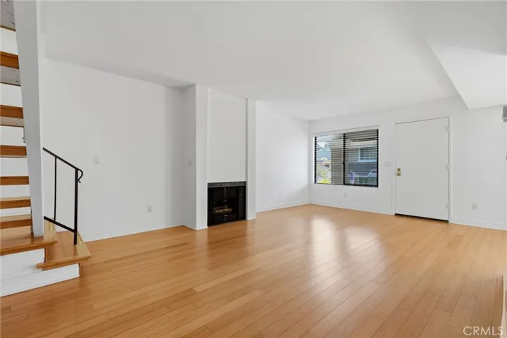 1160 Sumner Place C, Santa Maria, California 93455