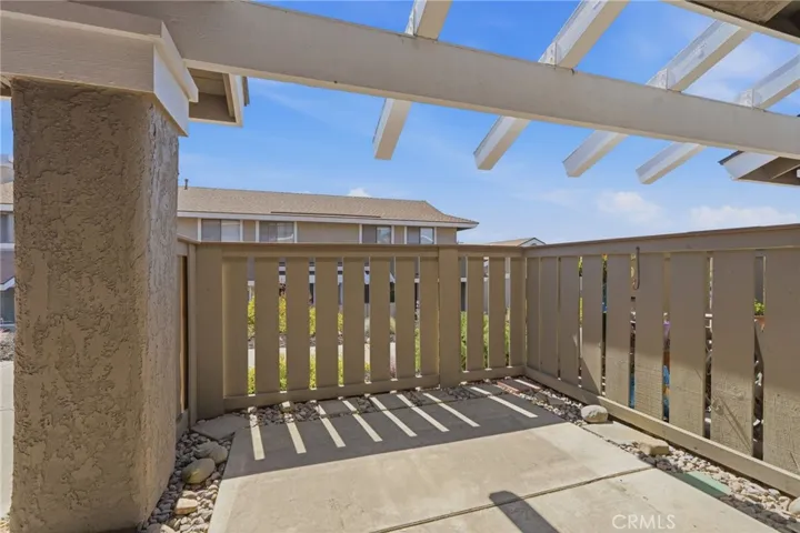1160 Sumner Place C, Santa Maria, California 93455