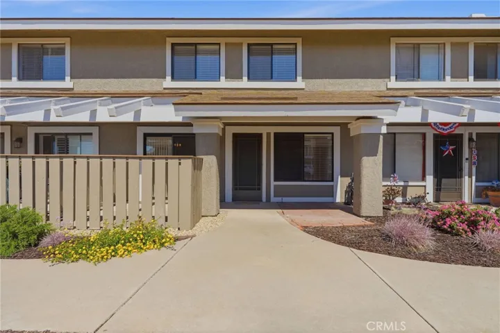 1160 Sumner Place C, Santa Maria, California 93455