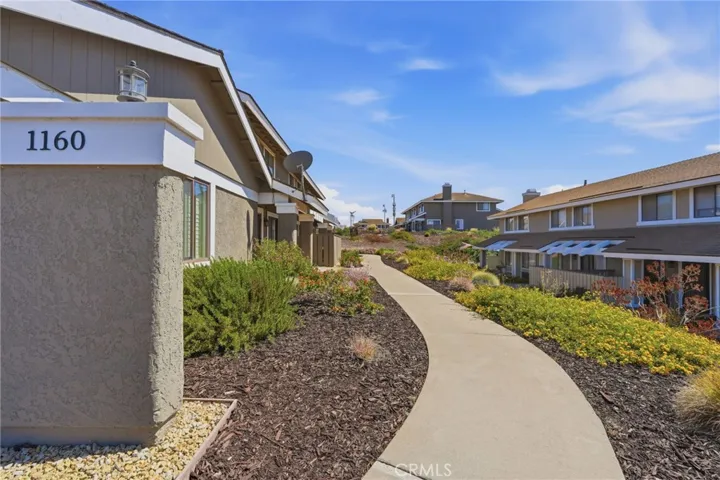1160 Sumner Place C, Santa Maria, California 93455