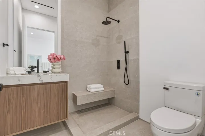 22816 Erwin, Woodland Hills, California 91367