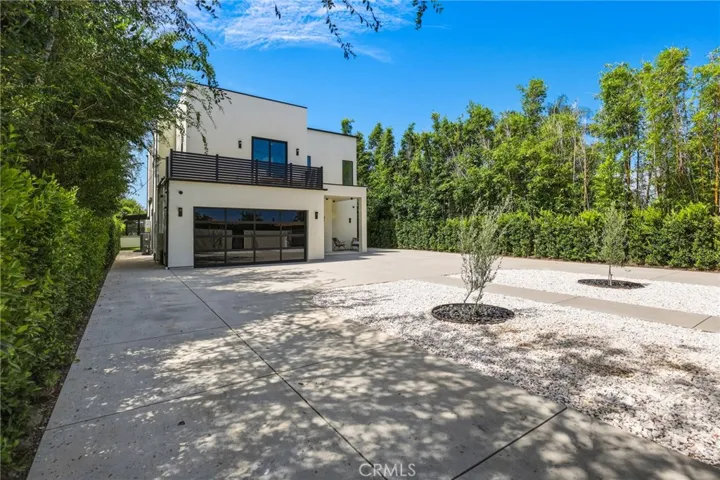 22816 Erwin, Woodland Hills, California 91367