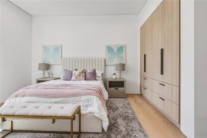 22816 Erwin, Woodland Hills, California 91367
