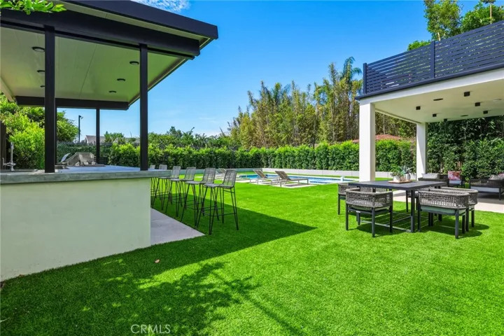 22816 Erwin, Woodland Hills, California 91367