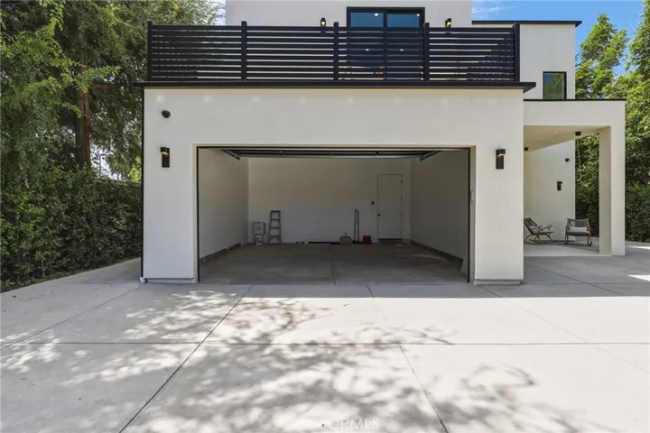 22816 Erwin, Woodland Hills, California 91367