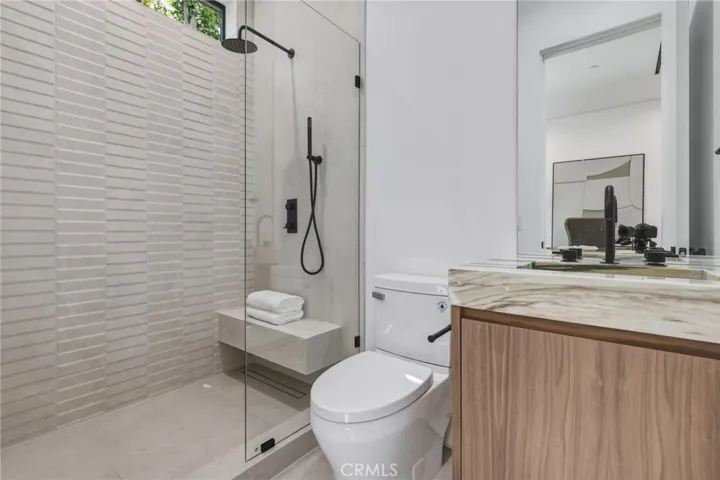 22816 Erwin, Woodland Hills, California 91367