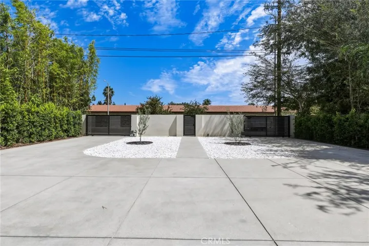 22816 Erwin, Woodland Hills, California 91367