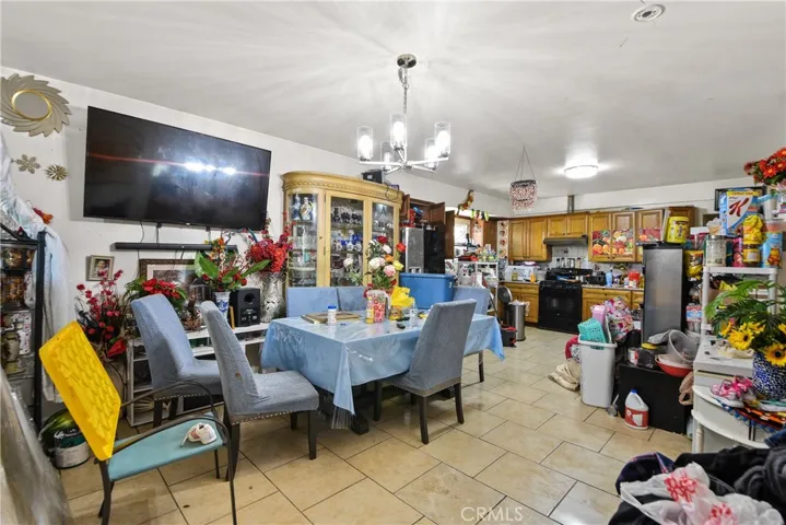 Front Unit: living room