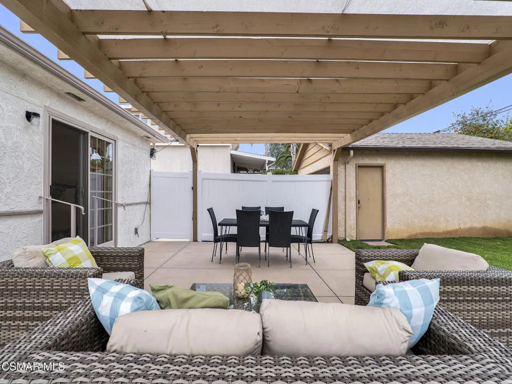 606 Hodencamp Rd, Thousand Oaks -HsHProd