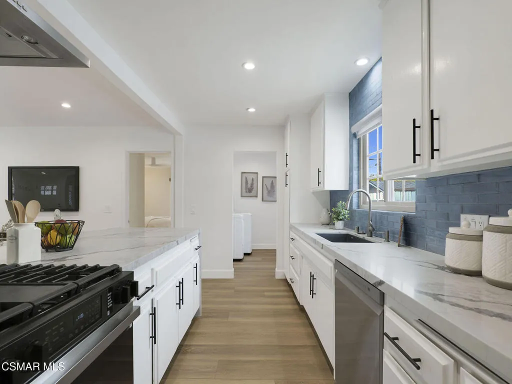 606 Hodencamp Rd, Thousand Oaks -HsHProd