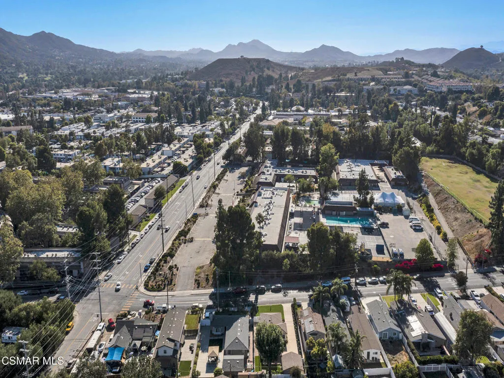 606 Hodencamp Rd, Thousand Oaks -HsHProd
