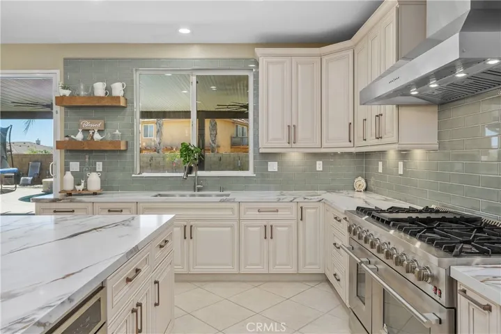 9479 Lost Grove, Riverside, California 92508