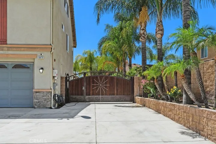 9479 Lost Grove, Riverside, California 92508