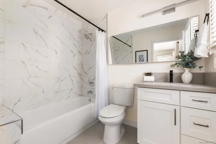 5243 Triana St, San Diego, California 92117