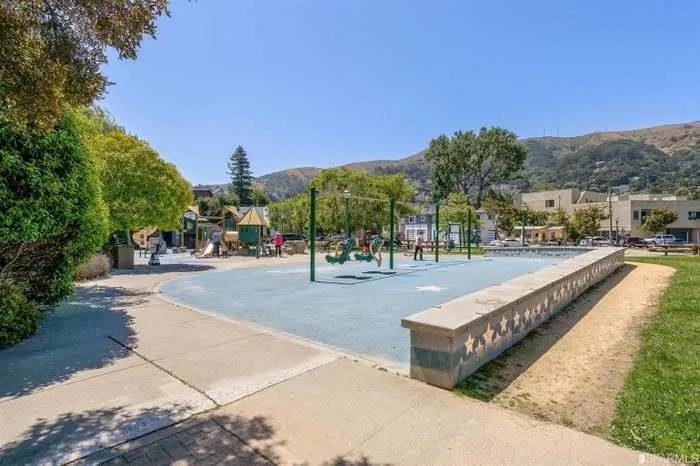285 Humboldt Road, Brisbane, California 94005