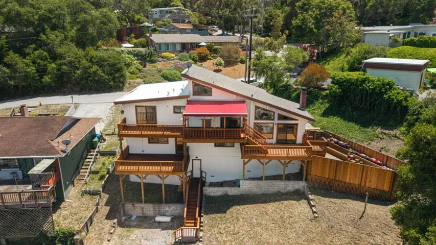 144 Bowen Avenue, Aptos, California 95003