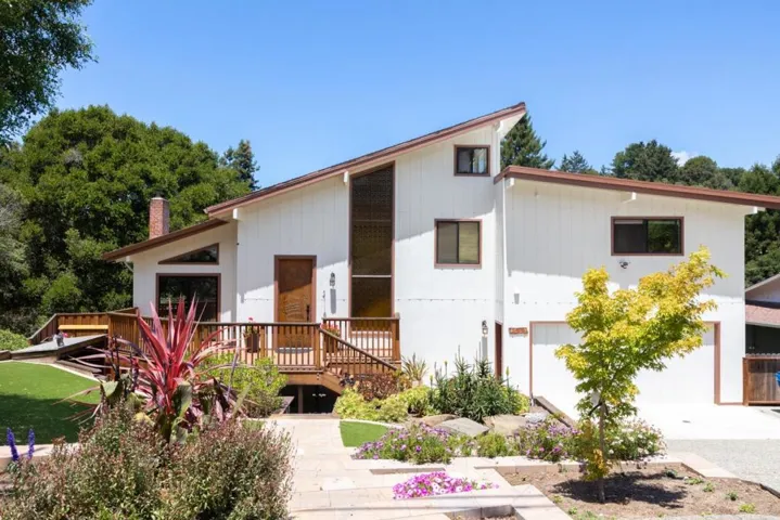 144 Bowen Avenue, Aptos, California 95003