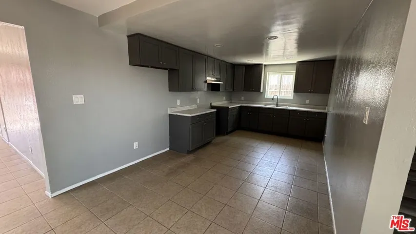 1255 Velasco Street A, Los Angeles, California 90023