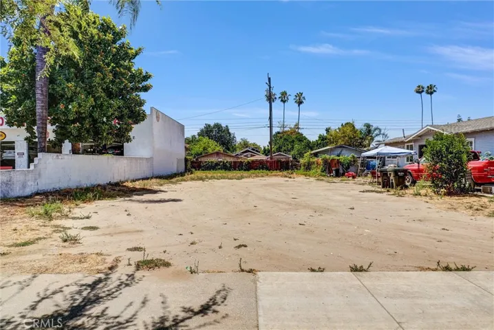 968 E Mission Boulevard, Pomona, California 91766