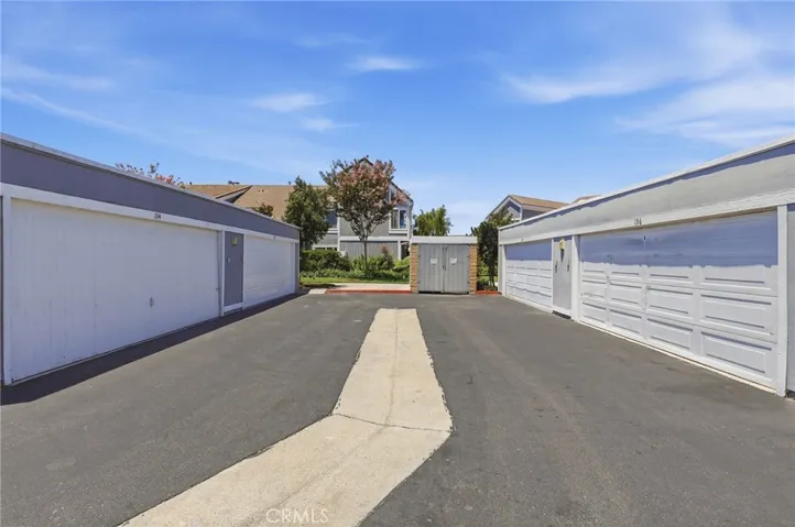 16101 Saint Croix Circle, Huntington Beach, California 92649