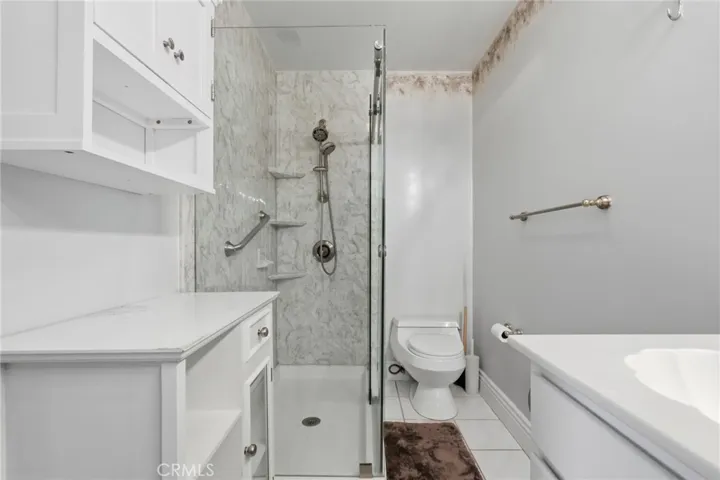 16101 Saint Croix Circle, Huntington Beach, California 92649